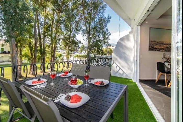First Floor Apartment With 2 Bed Marbella